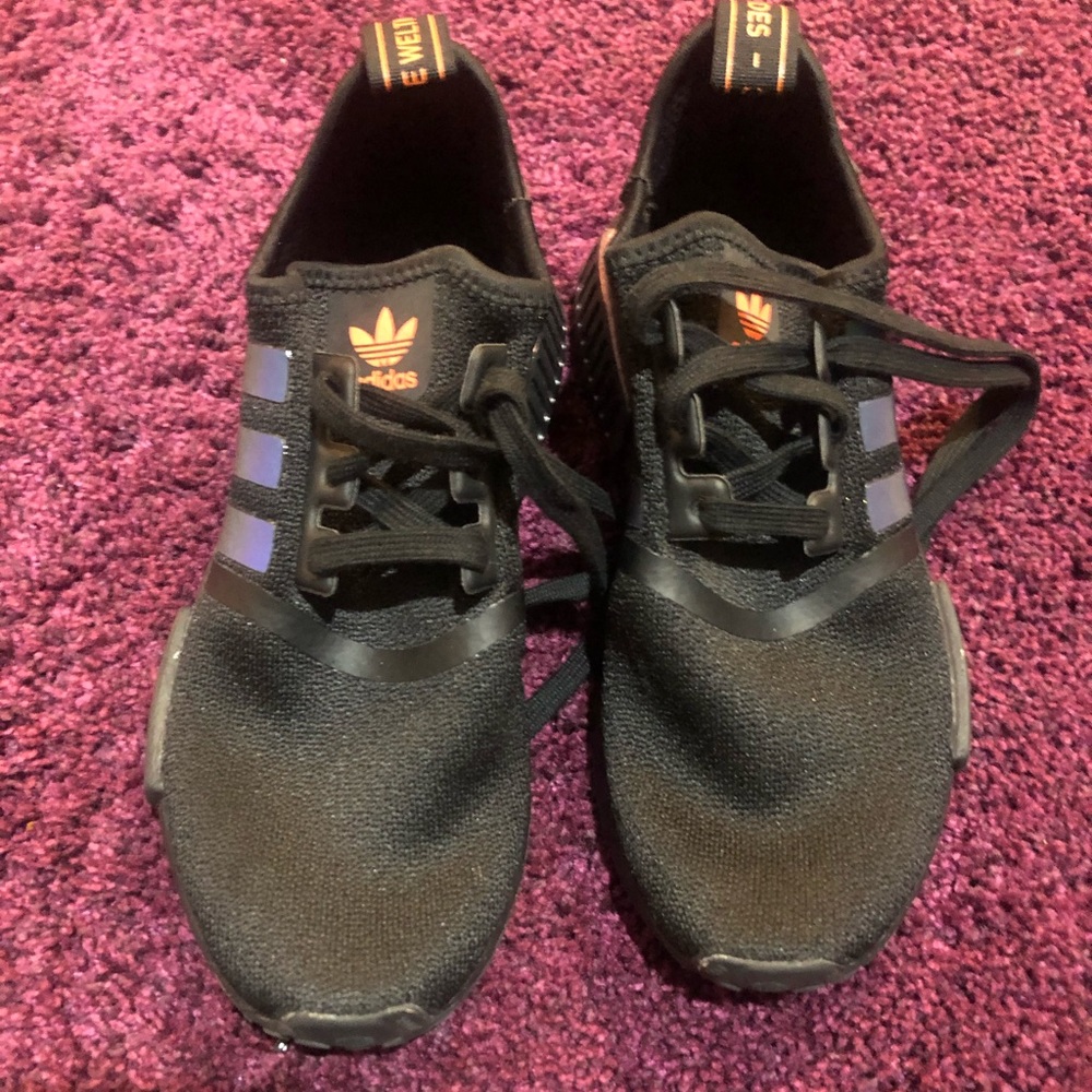 NWOT Black Adidas BOOST🖤🖤🖤